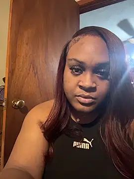 Snapshot of piscesxoxo chatting on April 19, 2026, 2:01 am piscesxoxo online show from April 19, 2026, 2:01 am