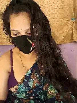 Rising Smiler online show from December 21, 2025, 6:09 pm