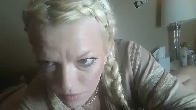 Snapshot of marilyn420 chatting on July 18, 2026, 9:07 am marilyn420 online show from July 18, 2026, 9:07 am