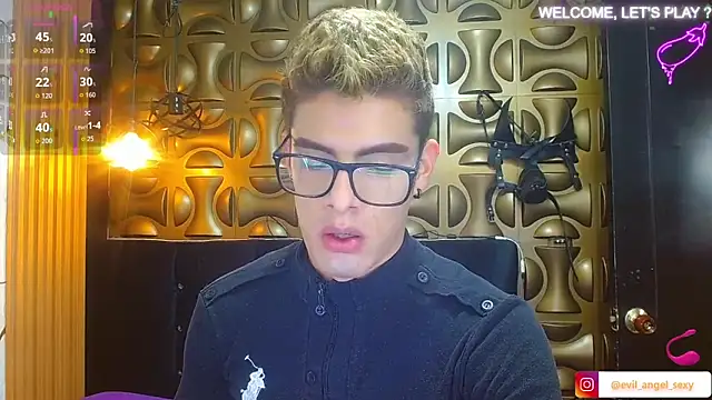 angel sexyevil online show from November 21, 2025, 12:26 pm