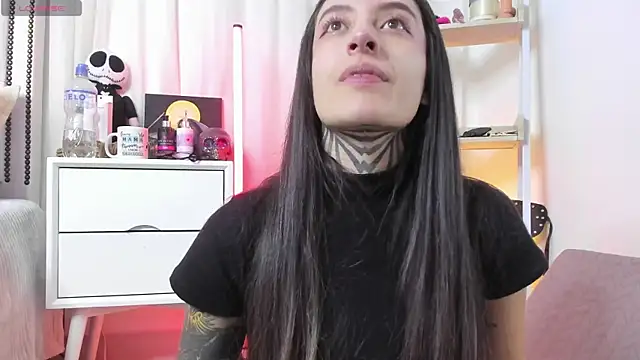 Snapshot of SAMANTHA_DM chatting on September 17, 2025, 1:46 pm SAMANTHA DM online show from September 17, 2025, 1:46 pm