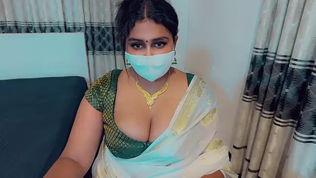 Snapshot of SonY_CaM chatting on October 21, 2025, 5:01 pm SonY CaM online show from October 21, 2025, 5:01 pm