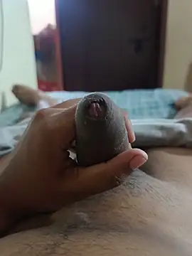Snapshot of Deluxe_dick chatting on June 10, 2026, 3:57 pm Deluxe dick online show from June 10, 2026, 3:57 pm