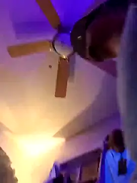 Snapshot of Jewfish420 chatting on December 4, 2024, 5:43 am Jewfish420 online show from December 4, 2024, 5:43 am