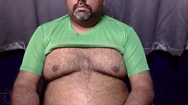Snapshot of hairysubcub_70 chatting on February 15, 2026, 6:14 am hairysubcub 70 online show from February 15, 2026, 6:14 am
