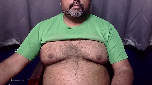 Snapshot of hairysubcub_70 chatting on February 22, 2026, 6:49 am hairysubcub 70 online show from February 22, 2026, 6:49 am