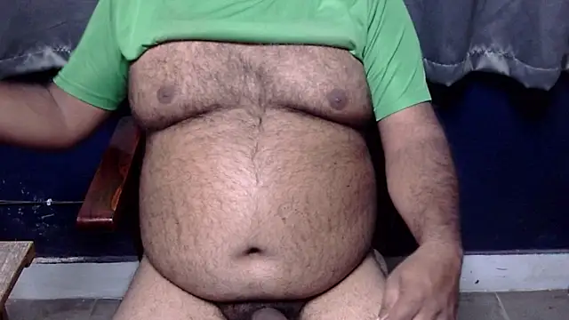 Snapshot of hairysubcub_70 chatting on February 15, 2026, 7:51 am hairysubcub 70 online show from February 15, 2026, 7:51 am