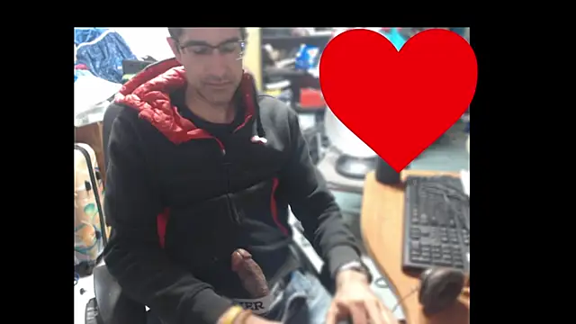 Gsmile1 online show from March 12, 2026, 8:57 pm