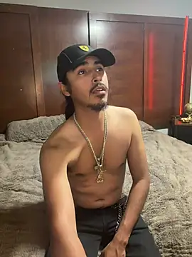 Snapshot of jrrichforever chatting on March 2, 2026, 12:33 am jrrichforever online show from March 2, 2026, 12:33 am