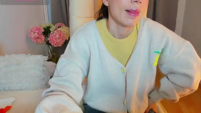 BellaAnna30 online show from February 28, 2025, 12:42 pm