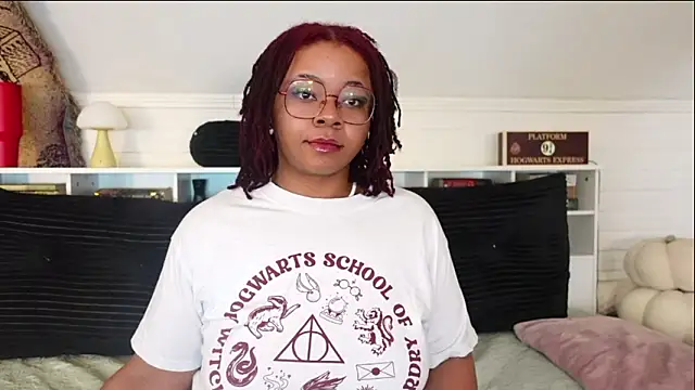 -khayaparker online show from March 3, 2026, 5:53 pm