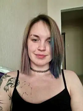 LazyTanukii online show from July 5, 2026, 4:03 pm