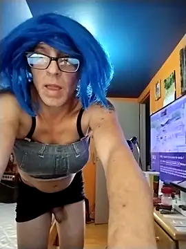 Snapshot of MirthildaVenza chatting on October 30, 2025, 6:16 pm MirthildaVenza online show from October 30, 2025, 6:16 pm