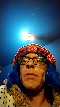 Snapshot of MirthildaVenza chatting on November 17, 2025, 6:39 am MirthildaVenza online show from November 17, 2025, 6:39 am