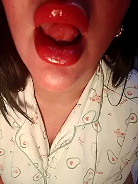 Queen sousou online show from April 18, 2026, 9:33 am