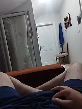Aykut1990 online show from August 6, 2026, 7:31 pm