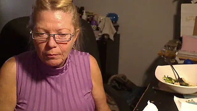 XTRAHORNYONE online show from March 14, 2025, 1:05 am