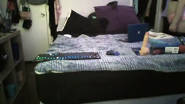 Snapshot of JadeDaMilf chatting on February 1, 2026, 12:58 pm JadeDaMilf online show from February 1, 2026, 12:58 pm