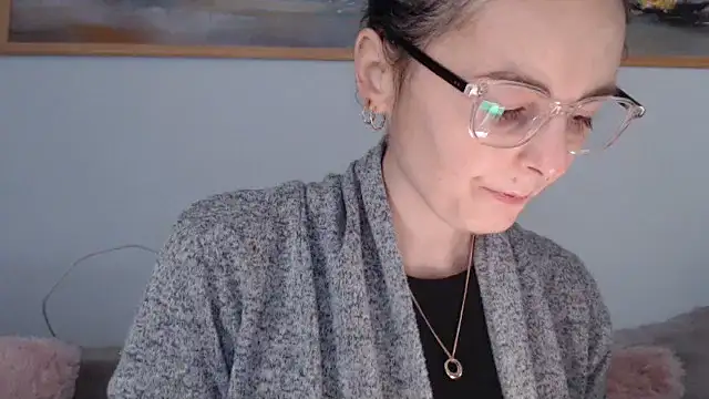 cleophee online show from March 24, 2026, 6:24 am