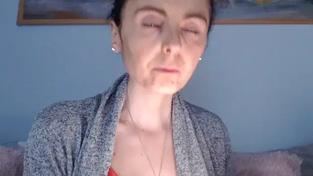 cleophee online show from April 11, 2026, 5:37 am