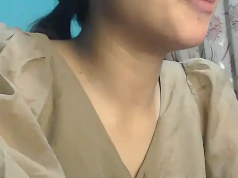 Snapshot of NancyRuvi chatting on March 4, 2025, 2:32 pm NancyRuvi online show from March 4, 2025, 2:32 pm