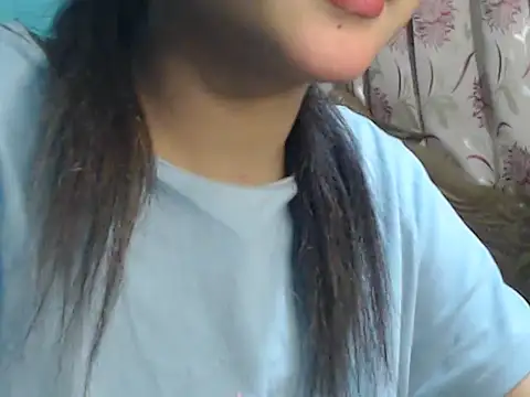 Snapshot of NancyRuvi chatting on December 23, 2024, 5:54 pm NancyRuvi online show from December 23, 2024, 5:54 pm