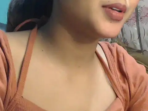 Snapshot of NancyRuvi chatting on January 3, 2025, 2:51 pm NancyRuvi online show from January 3, 2025, 2:51 pm