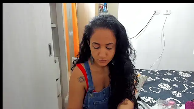 alaskmiller1 online show from November 21, 2025, 8:41 pm