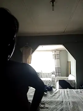 Mahi4luv online show from February 12, 2026, 2:17 pm