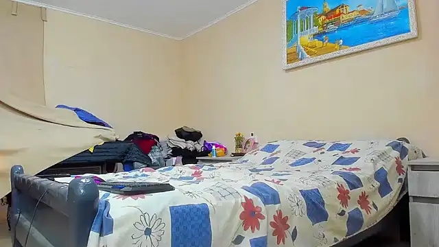 DUSSY PUSSY online show from October 4, 2025, 11:56 am