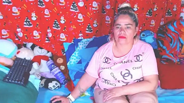 Snapshot of estrellita_fugaz16x chatting on February 7, 2026, 4:31 am estrellita fugaz16x online show from February 7, 2026, 4:31 am