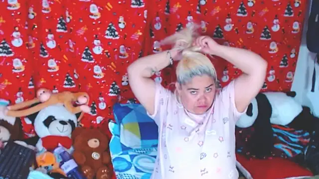 estrellita fugaz16x online show from December 20, 2025, 4:59 am