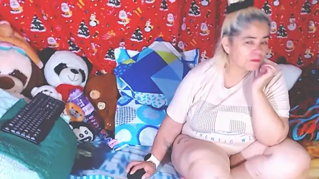 Snapshot of estrellita_fugaz16x chatting on January 17, 2026, 2:59 am estrellita fugaz16x online show from January 17, 2026, 2:59 am