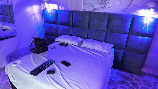 Maddysex  online show from May 9, 2026, 11:46 am
