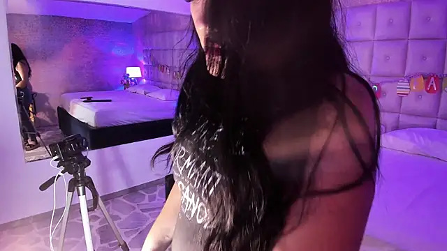 Maddysex  online show from April 2, 2026, 11:50 am