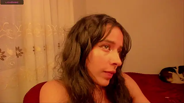 aluna 0310 online show from December 18, 2024, 11:30 pm