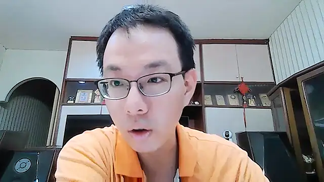 Snapshot of poter77112 chatting on July 19, 2026, 2:36 pm poter77112 online show from July 19, 2026, 2:36 pm