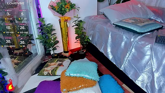 jenndy lockhart online show from March 6, 2025, 5:46 am