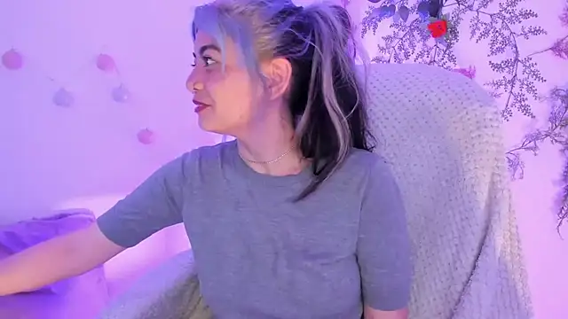 Sammysammy  online show from March 3, 2025, 4:00 am