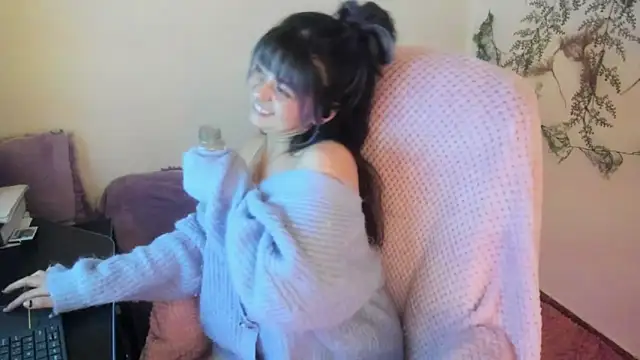 Sammysammy  online show from September 24, 2025, 3:02 am