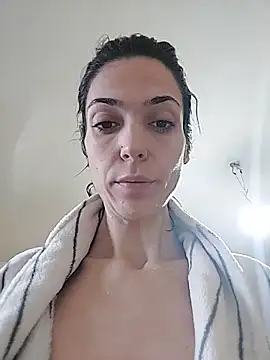 Snapshot of JoLeNe27 chatting on February 7, 2026, 5:59 am JoLeNe27 online show from February 7, 2026, 5:59 am