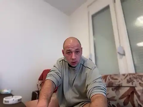 Flakka95 online show from February 10, 2026, 11:37 pm