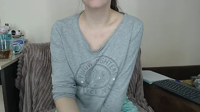 Snapshot of SugarTati chatting on February 18, 2026, 7:21 pm SugarTati online show from February 18, 2026, 7:21 pm