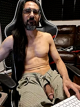 Youreherewithme online show from May 18, 2026, 12:11 am