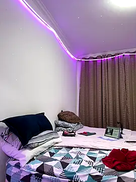 Patriciamoura69 online show from October 29, 2025, 5:23 pm