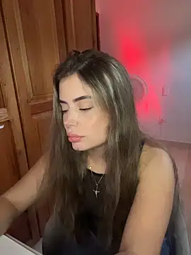 Miss valeriaa online show from March 13, 2026, 9:42 pm