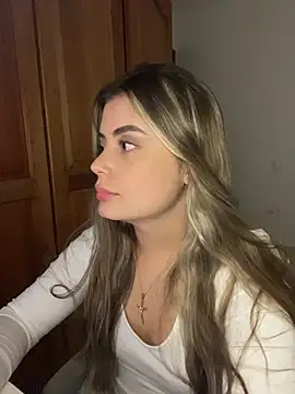 Miss valeriaa online show from February 15, 2026, 9:03 pm