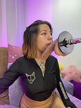  antonella dreamss online show from December 14, 2025, 3:13 am