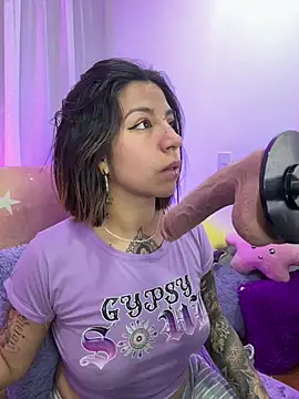  antonella dreamss online show from February 16, 2026, 9:13 pm