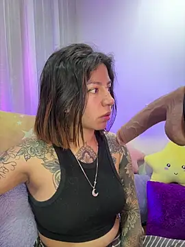  antonella dreamss online show from March 28, 2026, 10:49 am